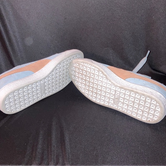 Puma - Picture 4 of 5